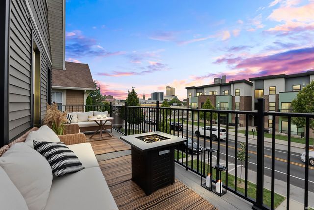 1206 Fairfield Avenue, Fort Wayne, IN 46802