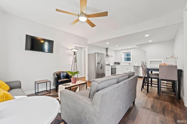 1206 Fairfield Avenue, Fort Wayne, IN 46802