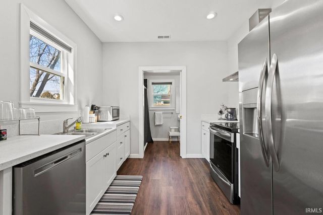 1206 Fairfield Avenue, Fort Wayne, IN 46802