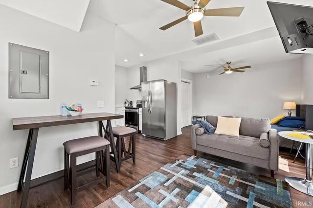 1206 Fairfield Avenue, Fort Wayne, IN 46802