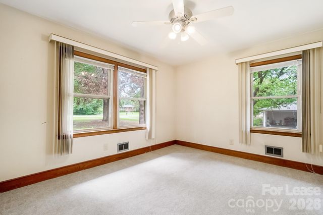 6510 Pleasant Grove Road, Charlotte, NC 28216