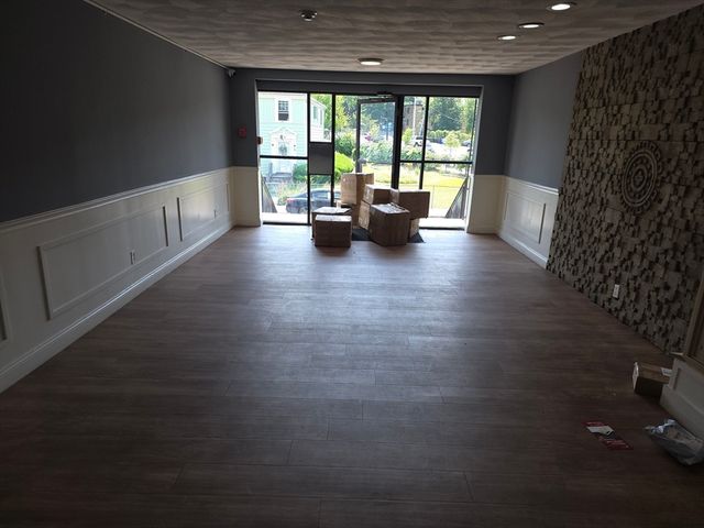 760 Cummins Highway 34, Boston, MA 02126
