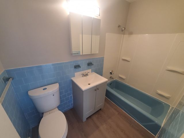 760 Cummins Highway 34, Boston, MA 02126