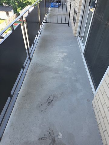 760 Cummins Highway 34, Boston, MA 02126