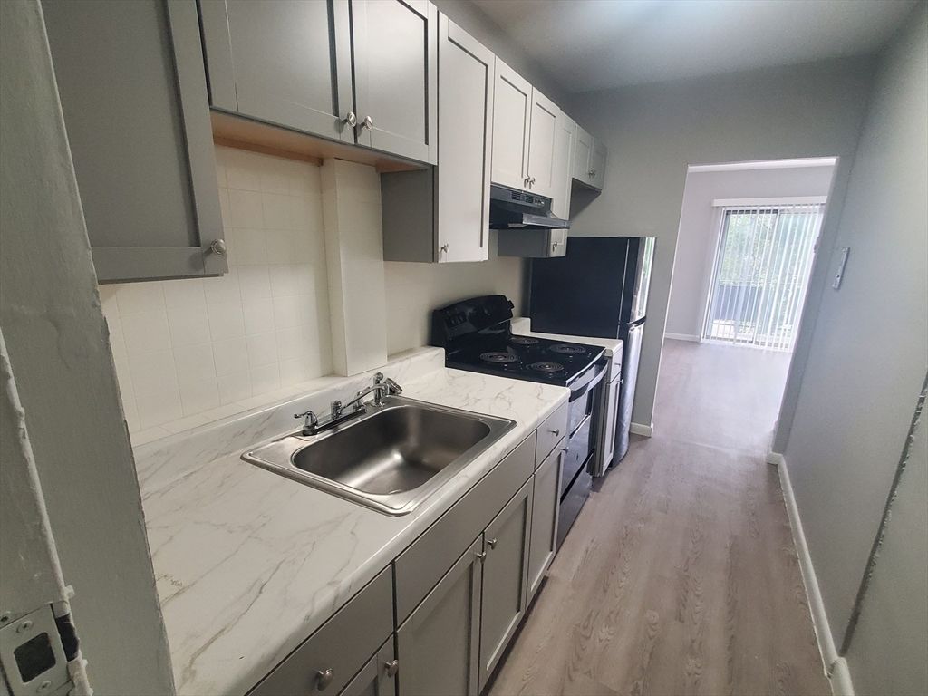 760 Cummins Highway 34, Boston, MA 02126