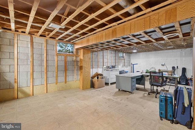 103 MERIDEN DR, Newark, DE 19711