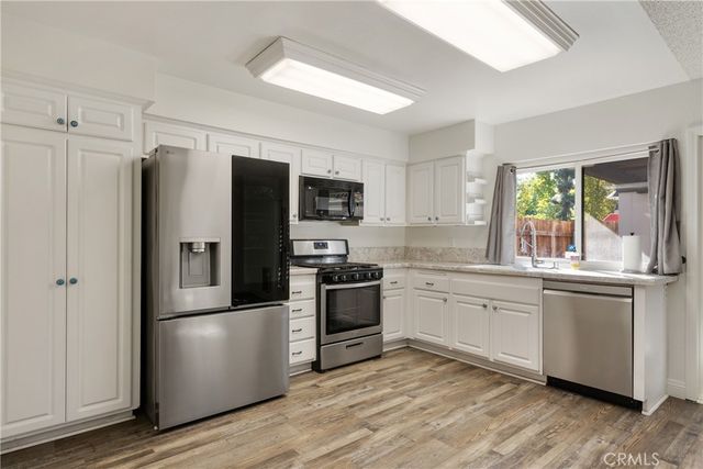 716 Knollwood Lane, San Dimas, CA 91773