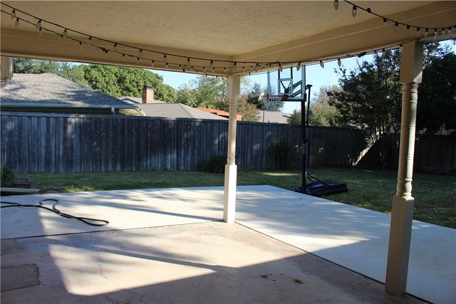 2304 Brennan Drive, Plano, TX 75075