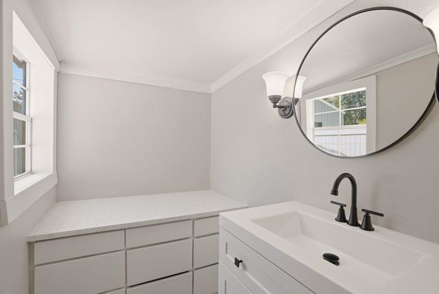 1412 E 36th Ave, Spokane, WA 99203