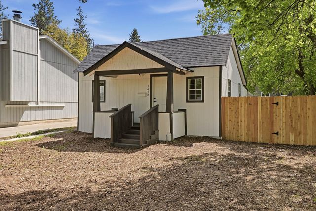 1412 E 36th Ave, Spokane, WA 99203