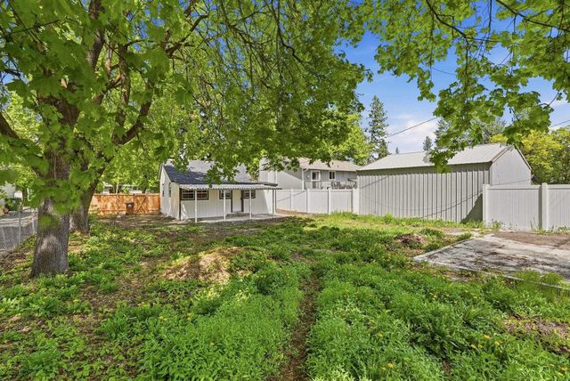 1412 E 36th Ave, Spokane, WA 99203