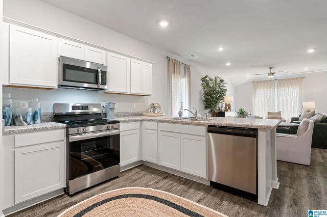 612 KLYNES DRIVE, Calera, AL 35040