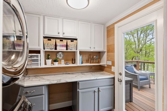 1890 Evergreen Rd, Thompsons Station, TN 37179
