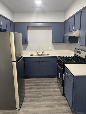 1701 N Lewis Avenue 23, Fayetteville, AR 72703