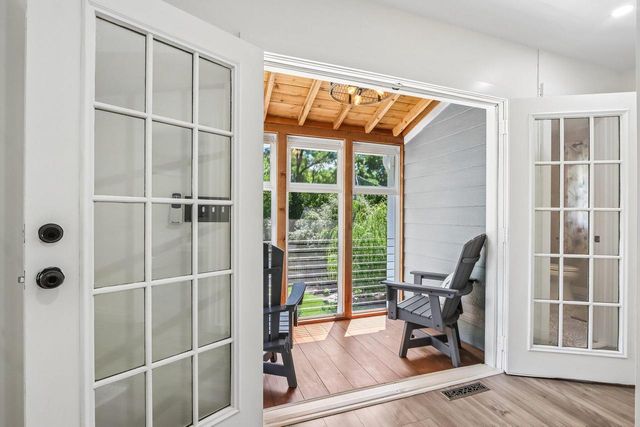 924 Nagawicka STREET, Delafield, WI 53018