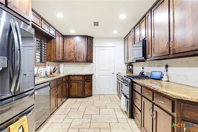 1233 Rapids Road, New Braunfels, TX 78130