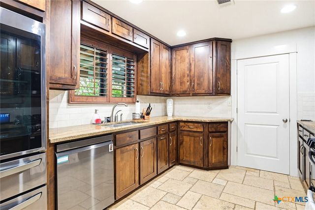 1233 Rapids Road, New Braunfels, TX 78130