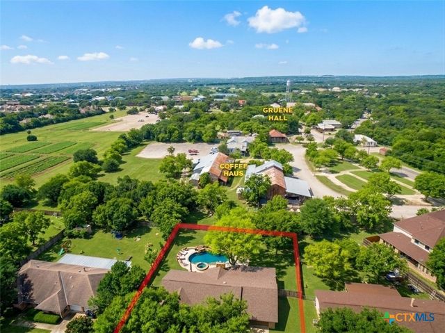 1233 Rapids Road, New Braunfels, TX 78130