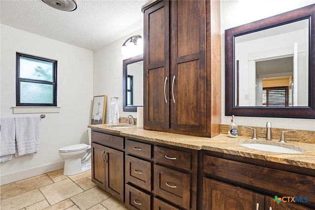 1233 Rapids Road, New Braunfels, TX 78130