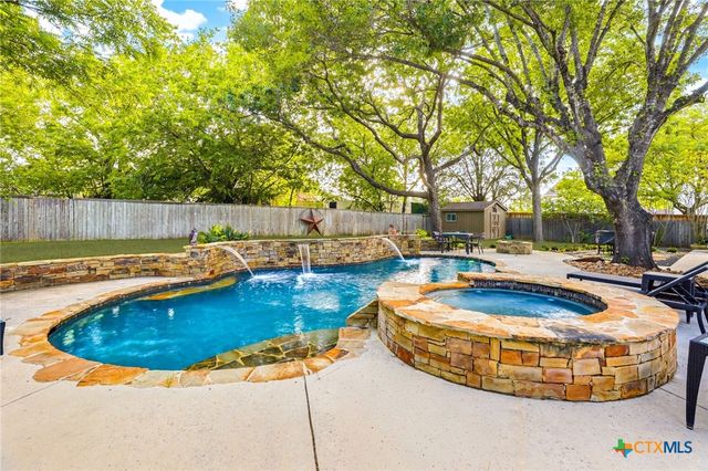 1233 Rapids Road, New Braunfels, TX 78130