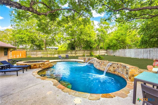 1233 Rapids Road, New Braunfels, TX 78130