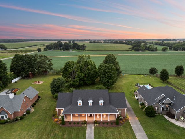 108 Ewing Dr, Portland, TN 37148
