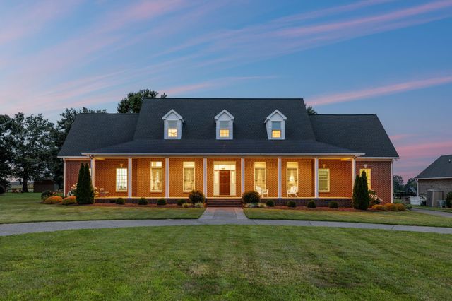 108 Ewing Dr, Portland, TN 37148