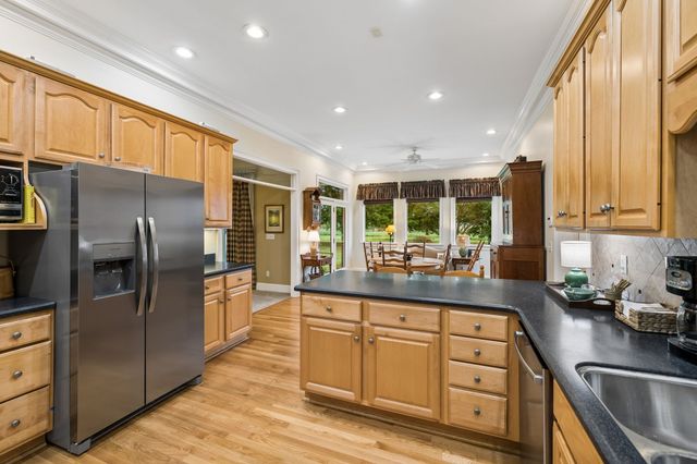 108 Ewing Dr, Portland, TN 37148