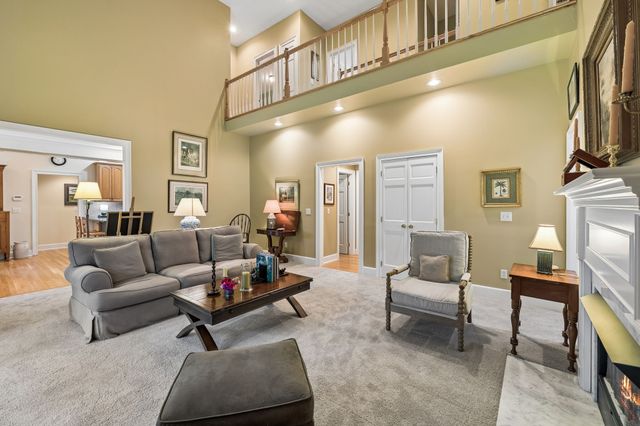 108 Ewing Dr, Portland, TN 37148