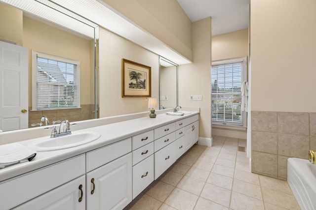 108 Ewing Dr, Portland, TN 37148