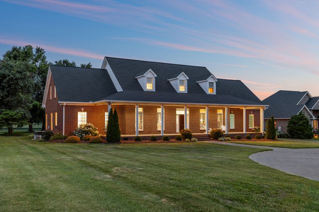 108 Ewing Dr, Portland, TN 37148