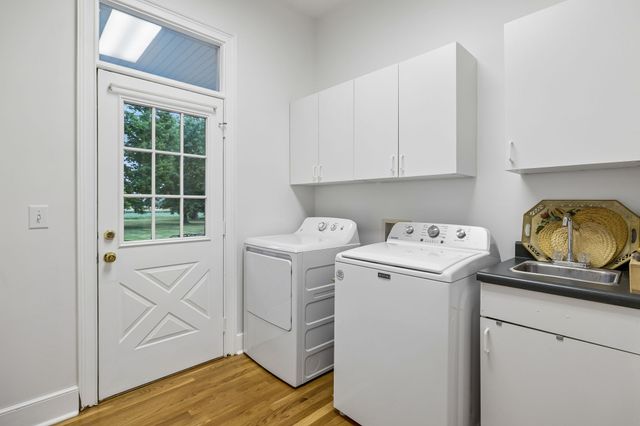 108 Ewing Dr, Portland, TN 37148