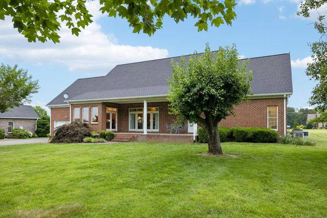 108 Ewing Dr, Portland, TN 37148