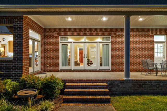 108 Ewing Dr, Portland, TN 37148