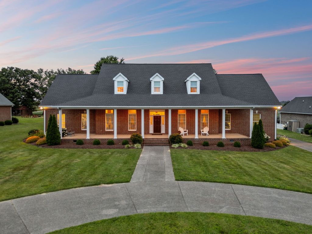 108 Ewing Dr, Portland, TN 37148