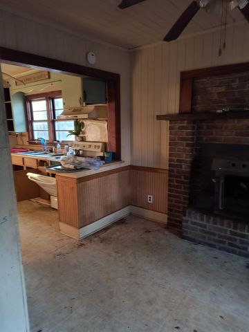 147 Rubin Ave., Georgetown, SC 29440