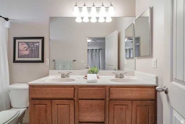 381 N WINDSOR DR, Washington, UT 84780