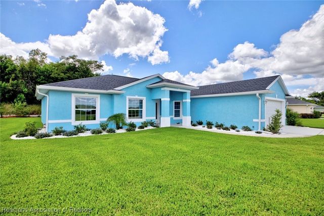 124 Clinton Avenue, Lake Placid, FL 33852