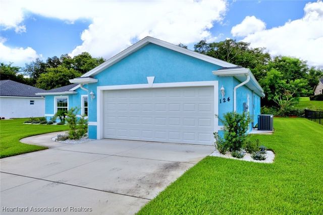 124 Clinton Avenue, Lake Placid, FL 33852