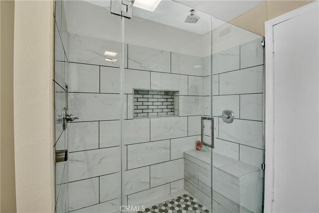 2550 W Rowland Avenue, Anaheim, CA 92804
