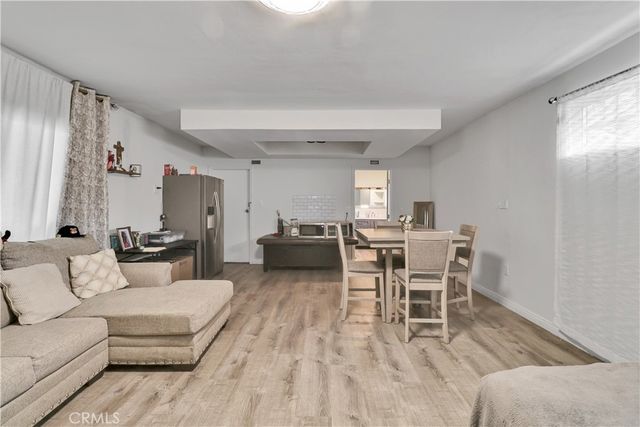 2550 W Rowland Avenue, Anaheim, CA 92804