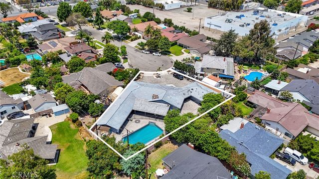 2550 W Rowland Avenue, Anaheim, CA 92804