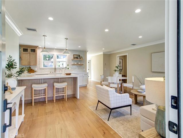 2171 Stearnlee, Long Beach, CA 90815