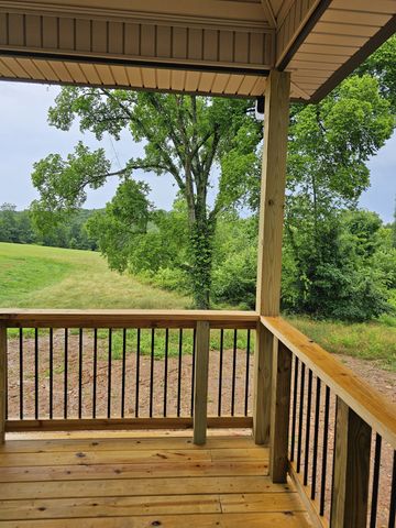 2895 Cooper Creek Rd, Woodlawn, TN 37191