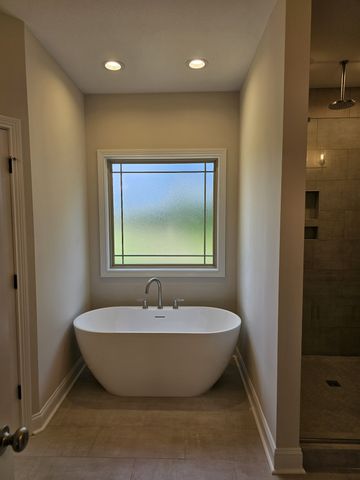2895 Cooper Creek Rd, Woodlawn, TN 37191