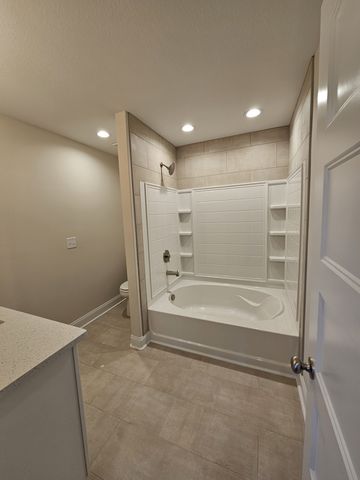 2895 Cooper Creek Rd, Woodlawn, TN 37191