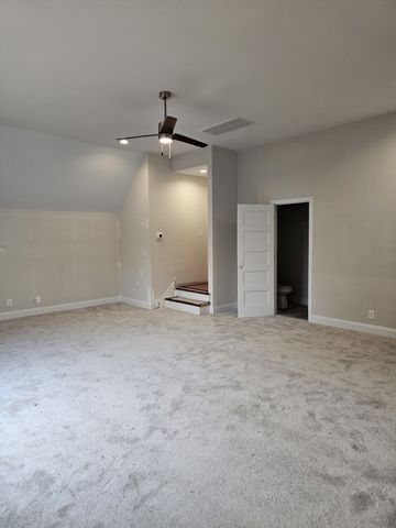 2895 Cooper Creek Rd, Woodlawn, TN 37191