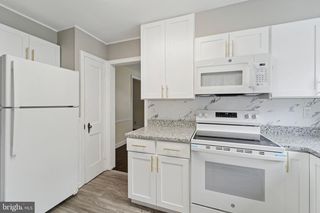 8427 LIMEKILN PIKE, Wyncote, PA 19095