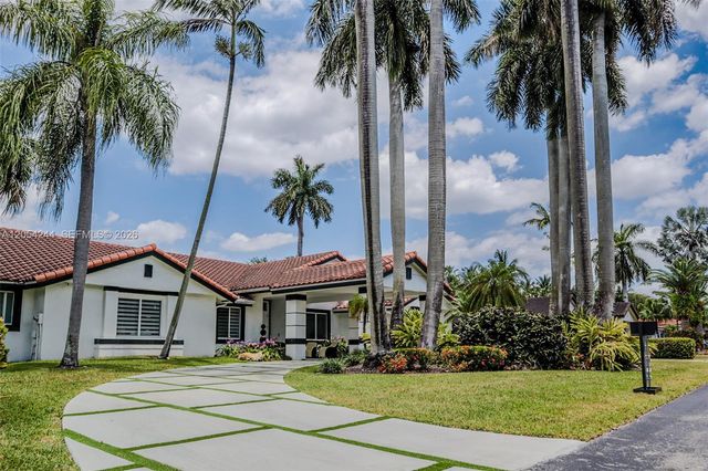 11929 SW 72 TER, Miami, FL 33183