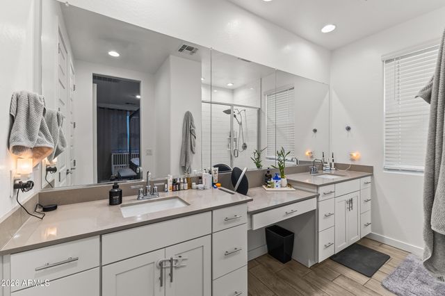 9445 W HEATHERBRAE Drive, Phoenix, AZ 85037